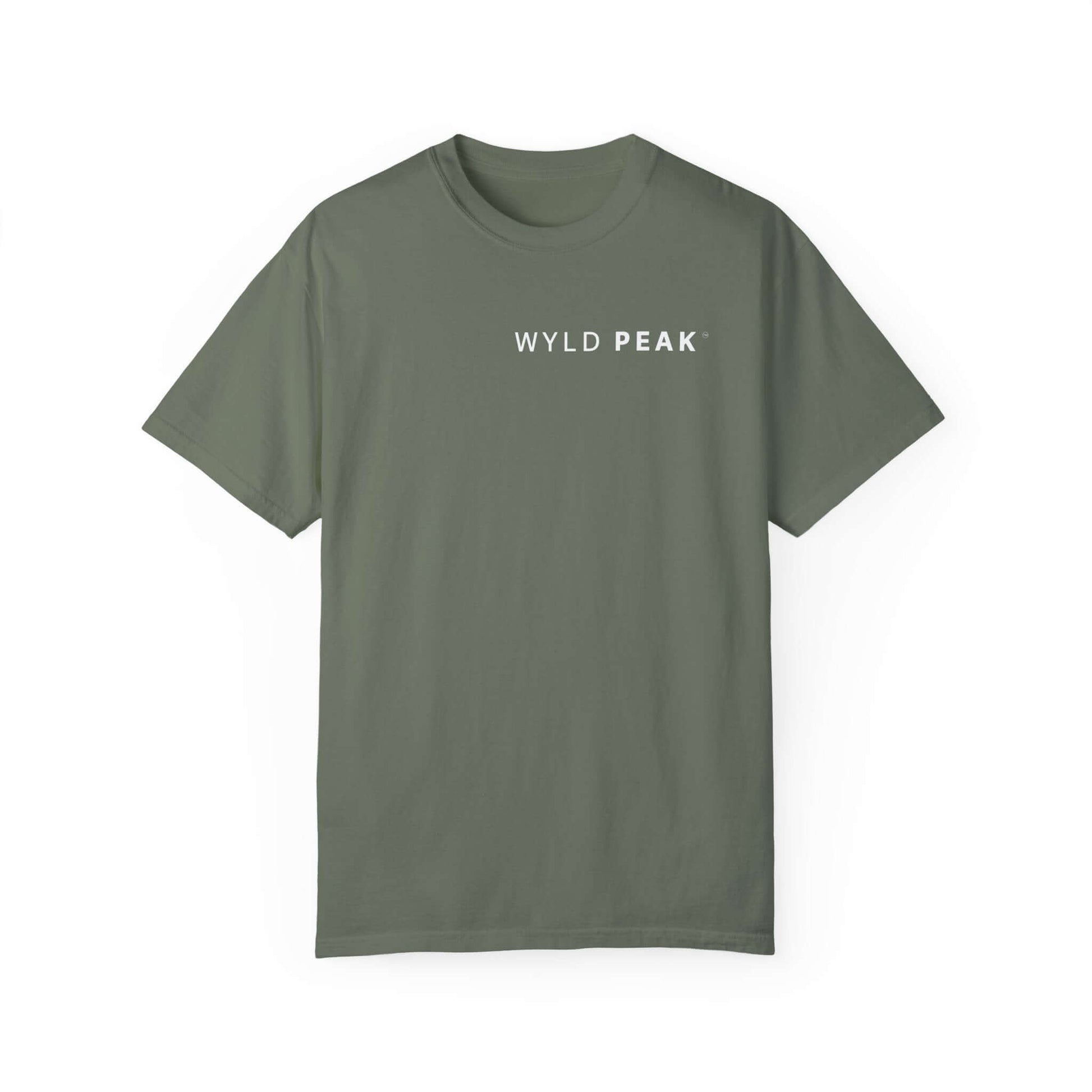 Minimalist women’s cotton tee, perfect for urban style or light fitness activities in green.